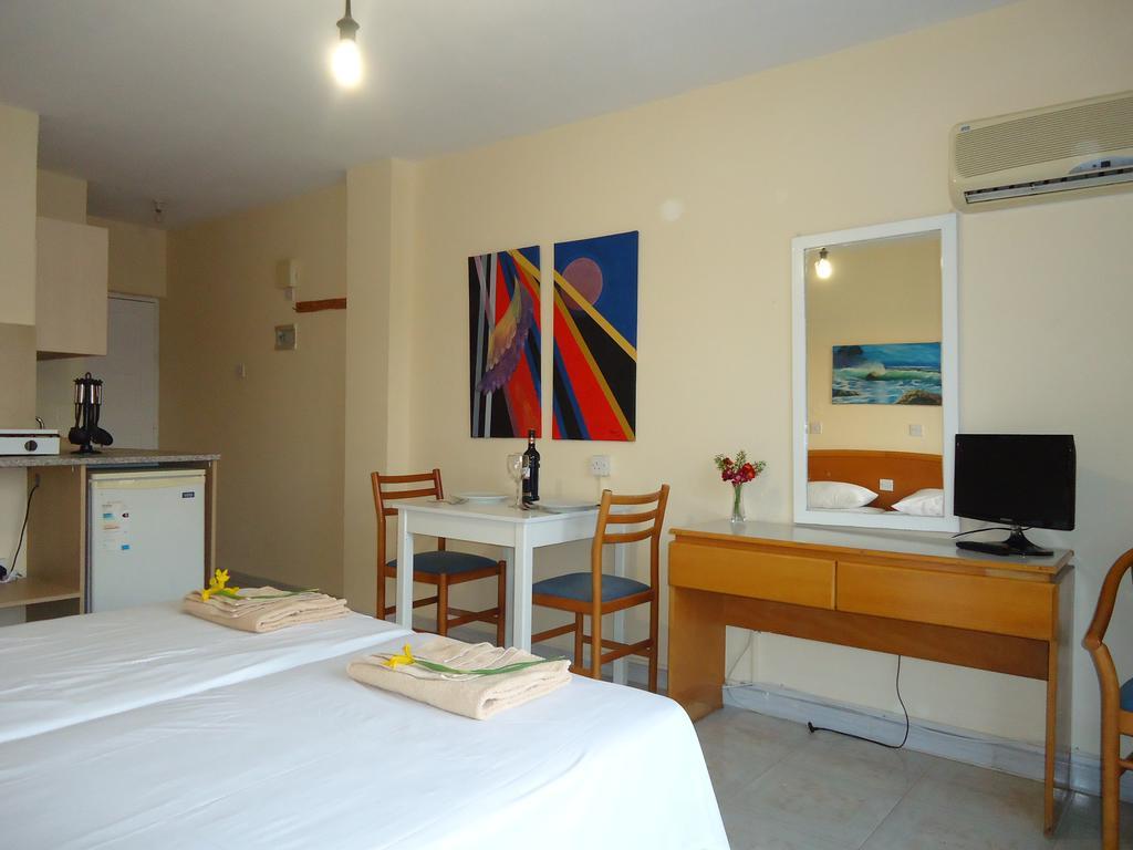 Marisa Hotel Apartments Ajía Nápa Eksteriør bilde