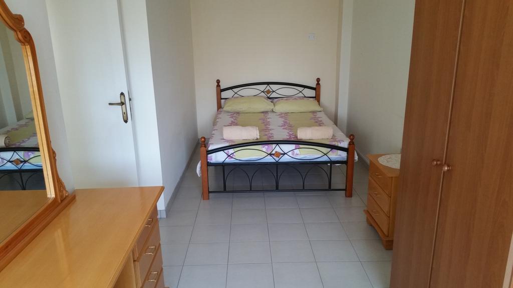 Marisa Hotel Apartments Ajía Nápa Eksteriør bilde