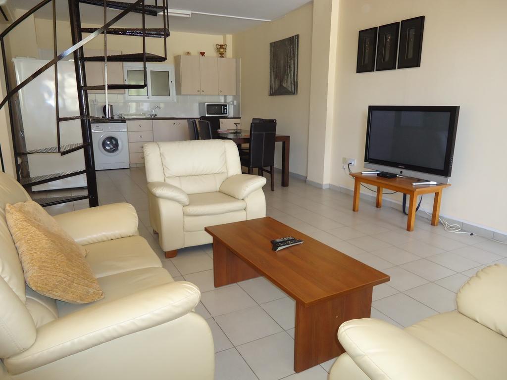 Marisa Hotel Apartments Ajía Nápa Eksteriør bilde