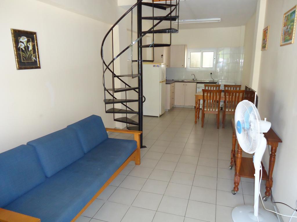 Marisa Hotel Apartments Ajía Nápa Eksteriør bilde