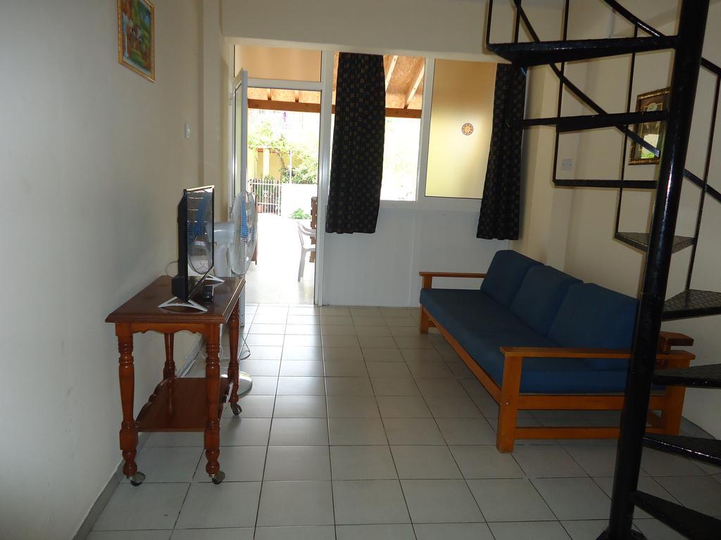 Marisa Hotel Apartments Ajía Nápa Eksteriør bilde
